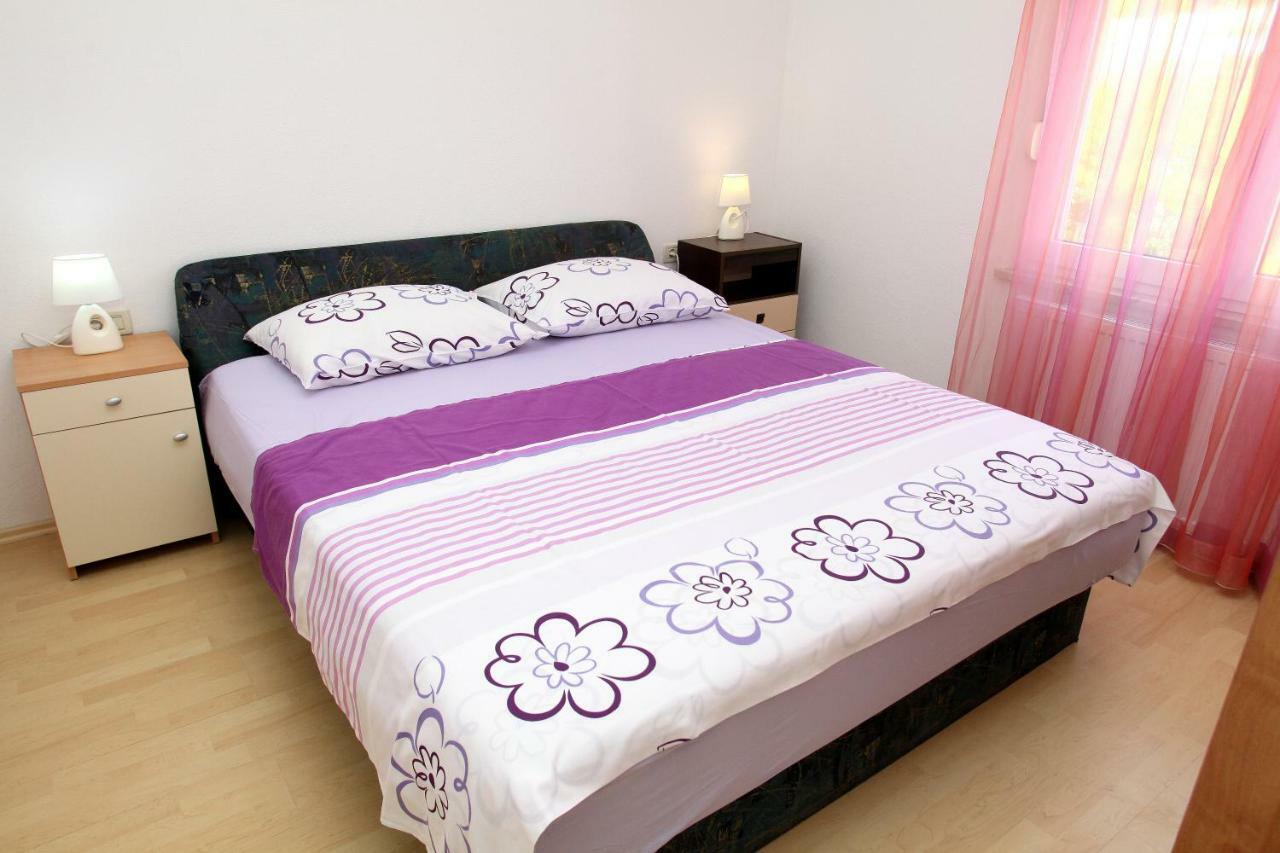 Apartman Dinka Trogir Exterior foto