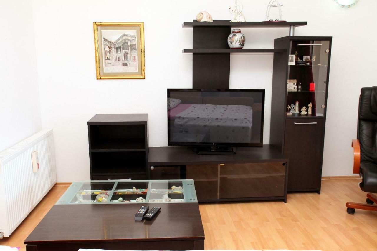 Apartman Dinka Trogir Exterior foto
