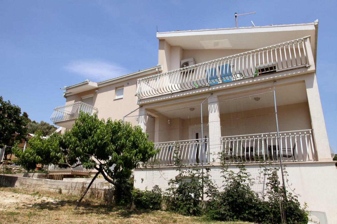 Apartman Dinka Trogir Exterior foto